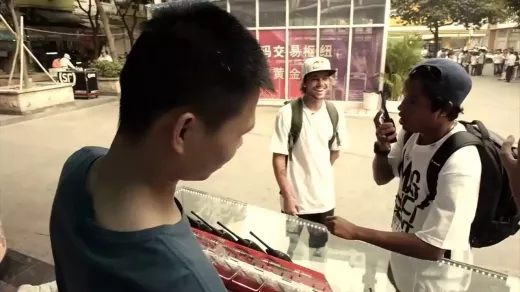 Felipe Gustavo é um skatista profissional brasileiro